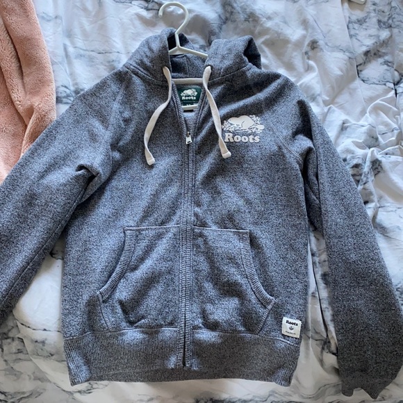 roots salt and pepper zip up sweater - Picture 1 of 2